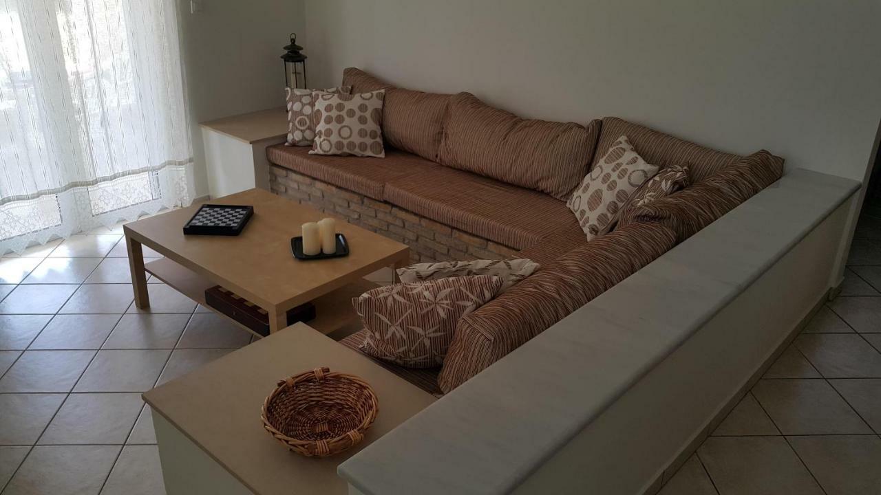 Villa Sunny Day Marathón المظهر الخارجي الصورة